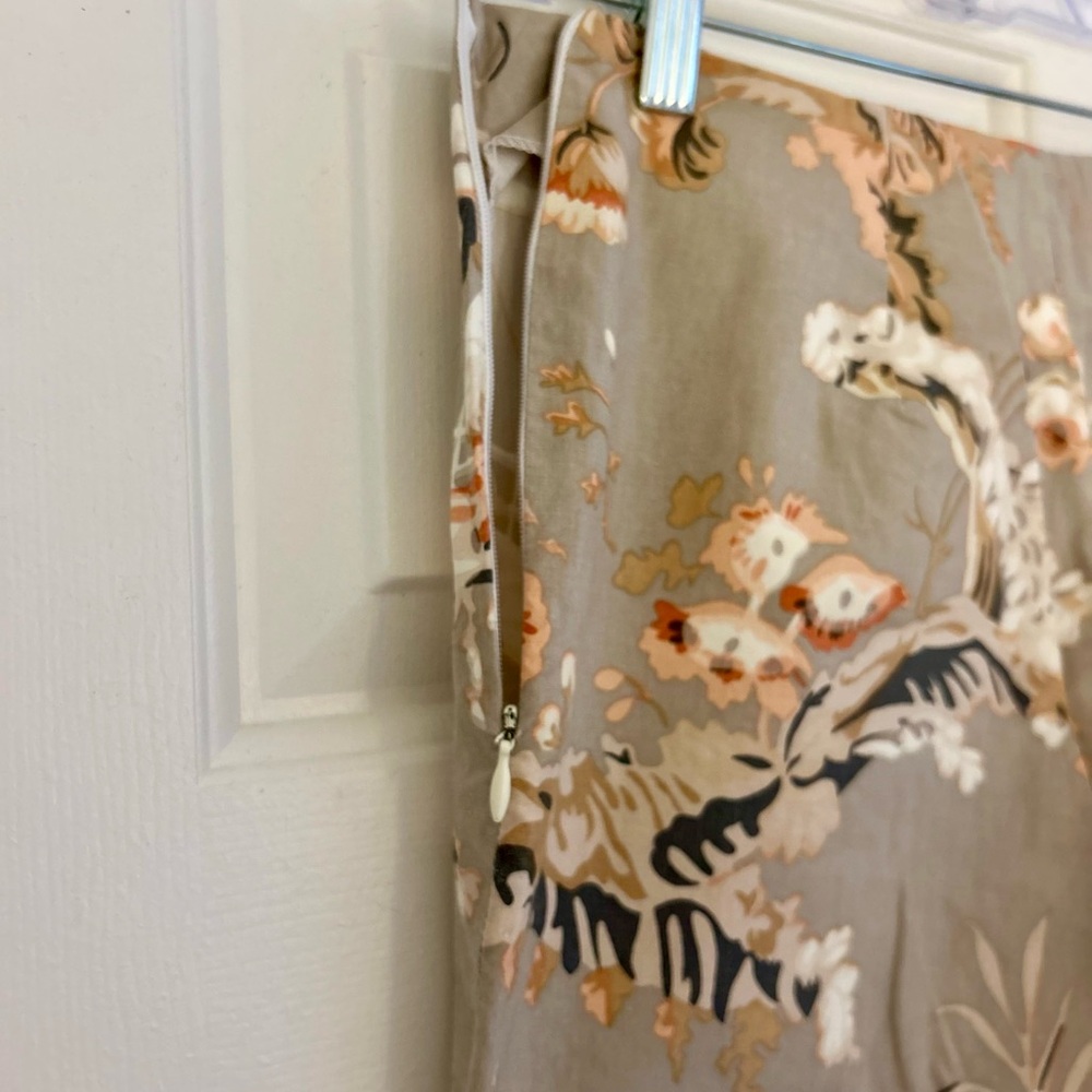 Floral Patterned Pants - image 3